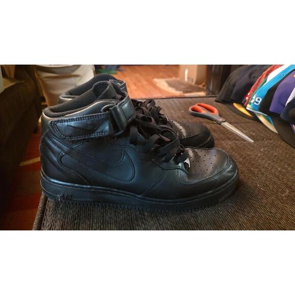 Nike Air Force 1 High Top Sneakers - Classic Black - Picture 2 of 8